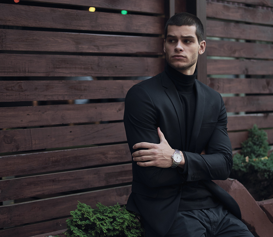 How to Rock a Turtleneck: Style Inspirations